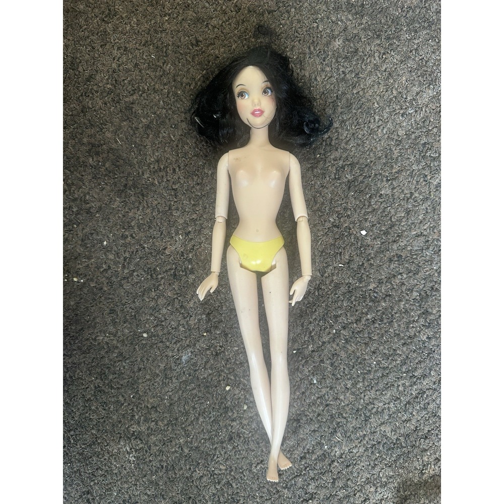 Disney Snow White Nude Doll 11" Jointed Arms‎ & Hands Disney Store